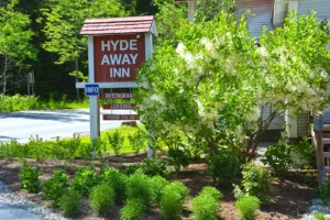 Hyde Away Front Sign