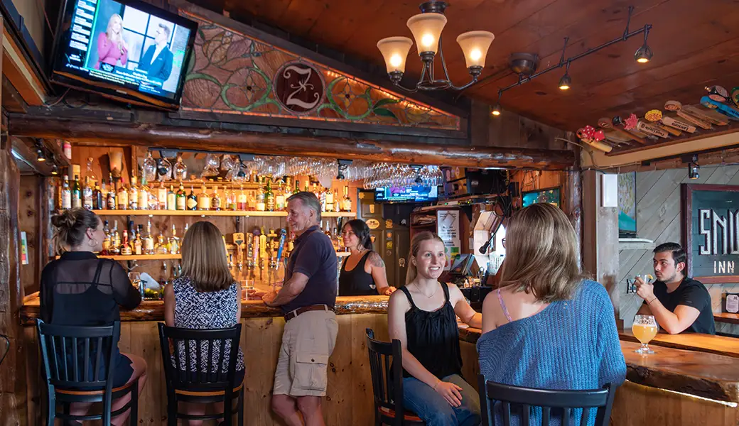 Hyde Away Tavern interior — Vermont après-ski bar with craft beers on tap near Sugarbush and Mad River Glen